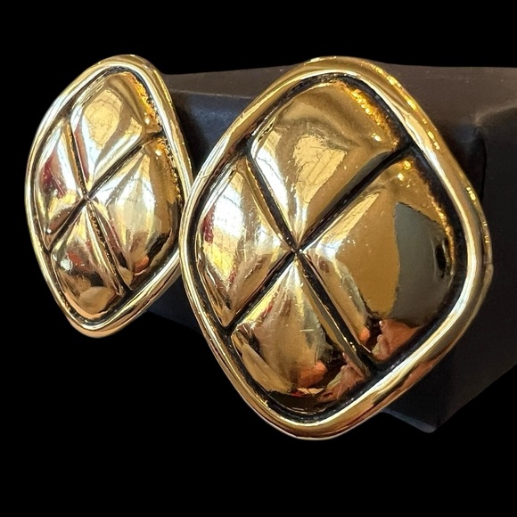 CHANEL Gold Plated Quilted Textured Earrings